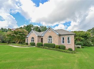 2091 Lakewood Cir, Grayson, GA 30017