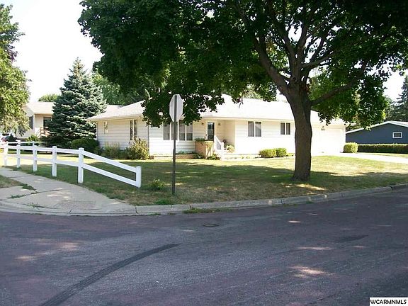 5th image of 505 Tilden St