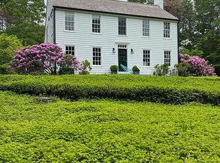 1577 Deerfield Rd, Water Mill, NY 11976