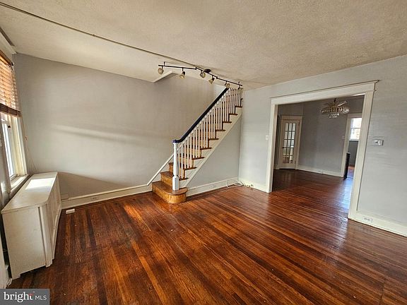 4th image of 4723 Shelmire Ave