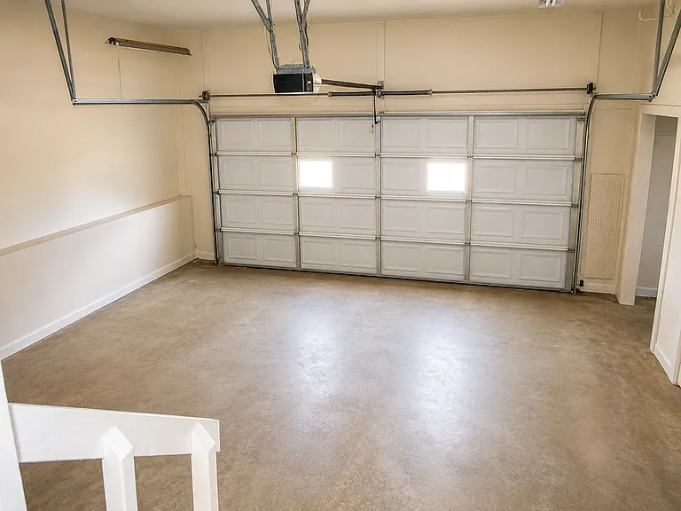 126 Hollyhill Ln #126 — Photo 30