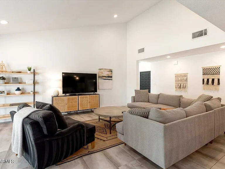 11601 N 50th Pl — Photo 8