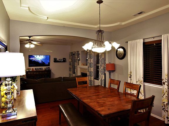 4th image of 1484 Desert Springs Ave