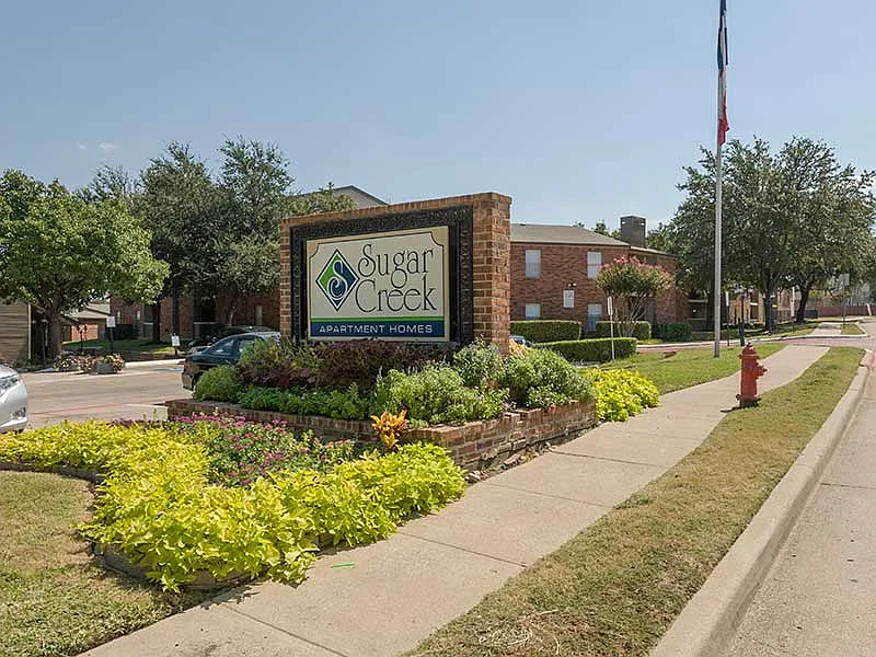 Sugar Creek Apartments — Photo 1