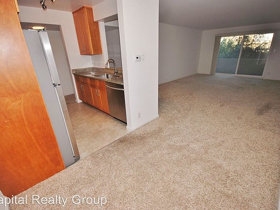 4th image of 1222 Oak Grove Ave APT 208