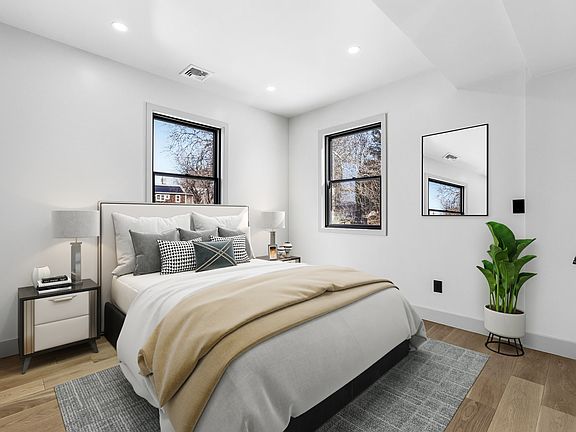 3rd image of 388 Warburton Ave #3