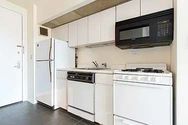 Rented by Evans Real Estate