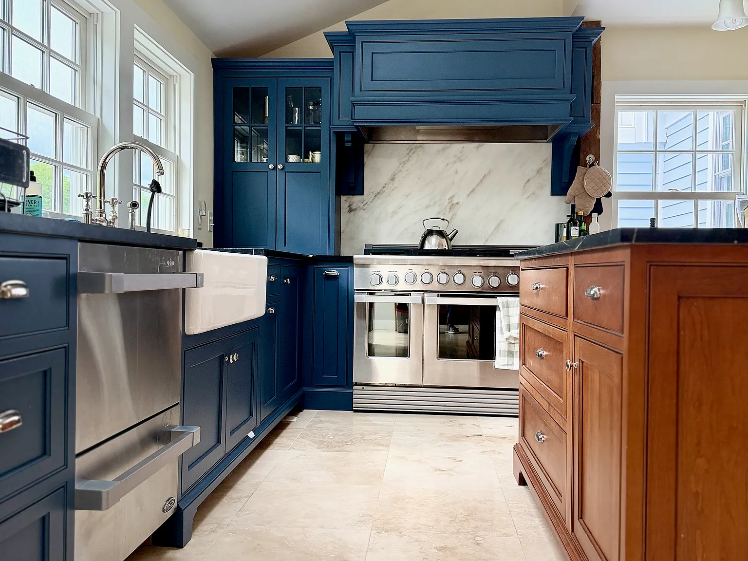 3 bed, 3272 sqft, $10,000 — Photo 4