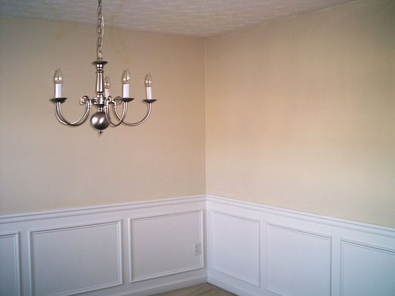 http://www.propertyboss.net/CustomerImages/EXCALIBR_92531/media/Properties/2097%20Cypress%20Place%20%20%20(9DE)\/zsmall_2097%203dr.jpg