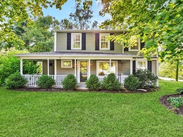 92 Redemption Rock Trl, Sterling, MA 01564