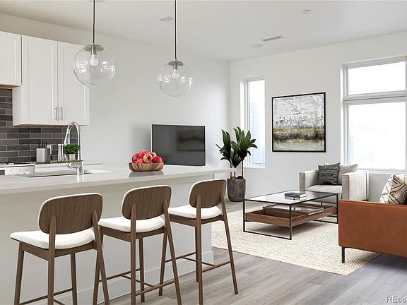 4th image of 6967 E Lowry Boulevard