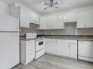 12325 82nd St NW #203, Edmonton, AB T5B2X3