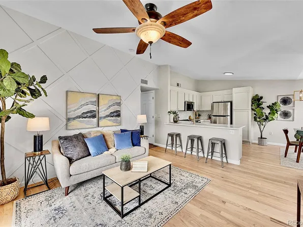 8655 W Berry Avenue #202, Littleton, CO 80123