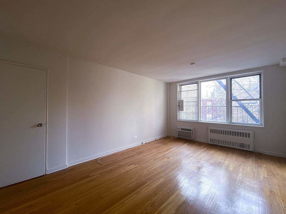 1st image of 150 E 30th St APT 5A