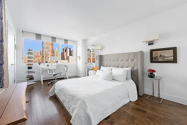 Sold by Compass | media 5