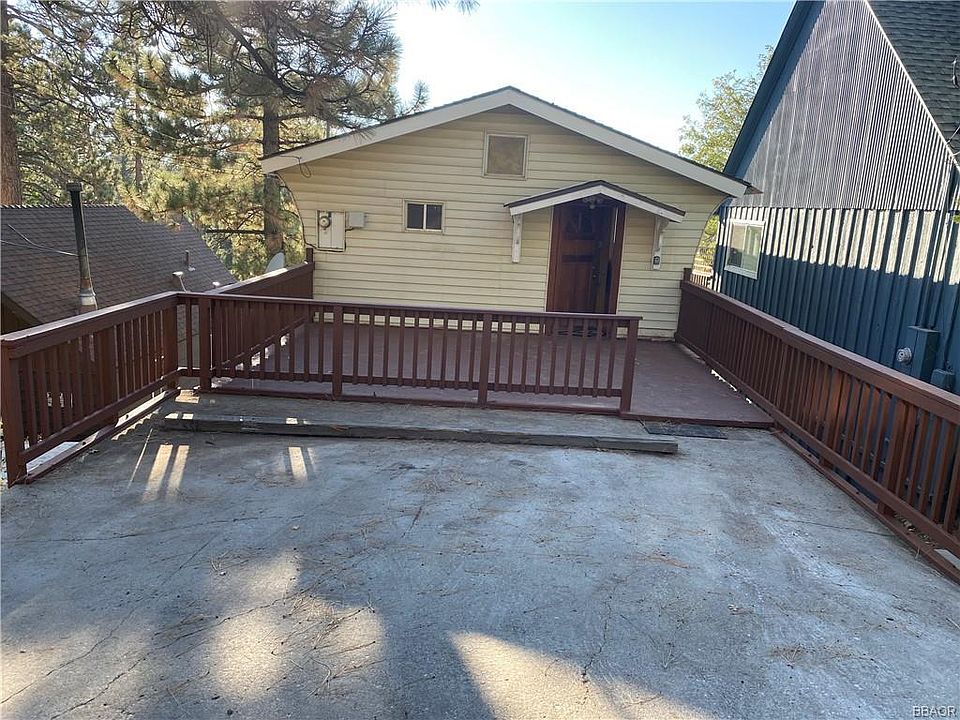 1st image of 512 Vista Ln