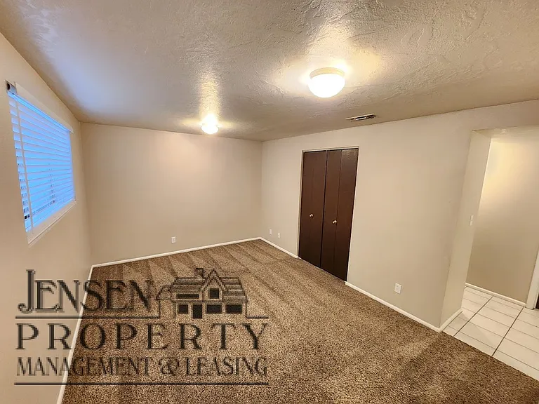 781 N Valley View Dr #1 — Photo 17