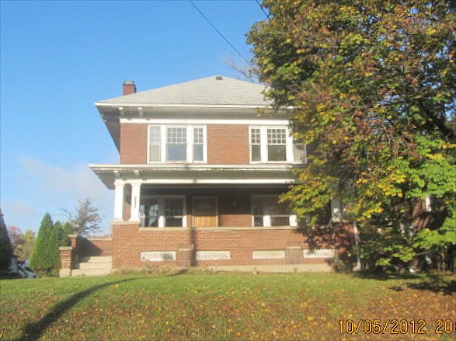1st image of 115 Helen Ave