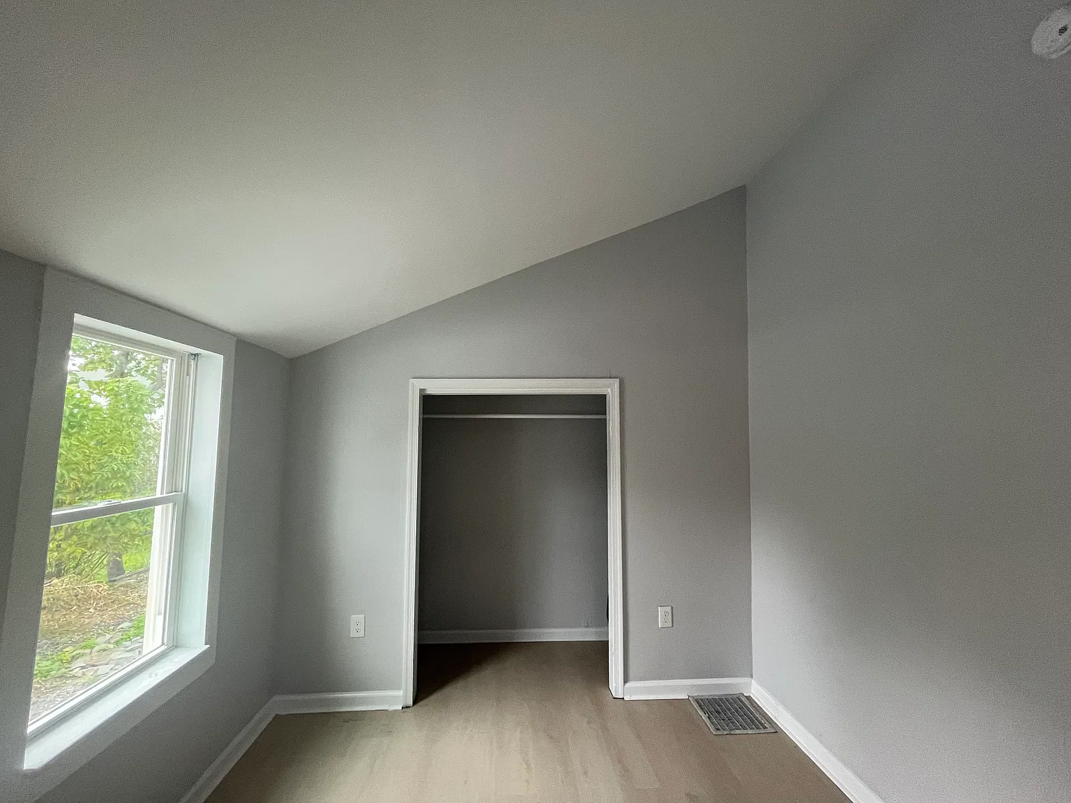 2 bed, 1.5 bath, 1100 sqft, $2,295 — Photo 4