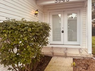 3945 Bronson Ct, Hilliard, OH 43026