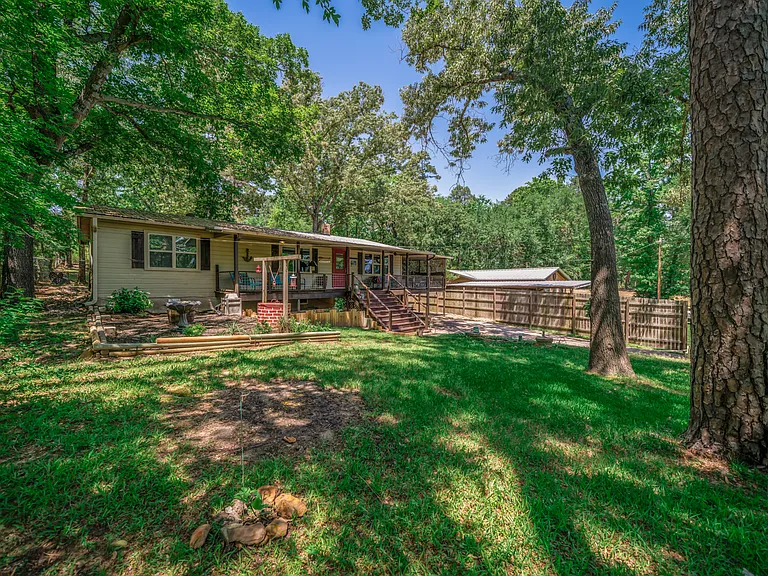 2500 County Road 3440 #3440 — Photo 29