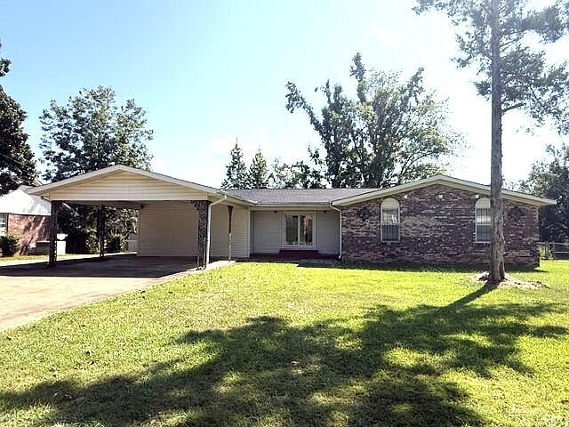 1st image of 1318 Garden Ln