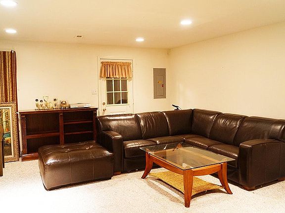 5th image of 13672 Barren Springs Ct