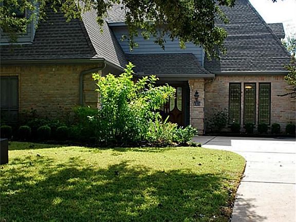 2nd image of 1331 Creekford Cir