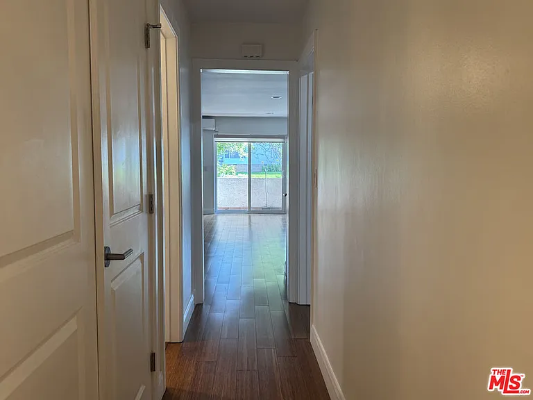 1601 Veteran Ave #101 — Photo 23