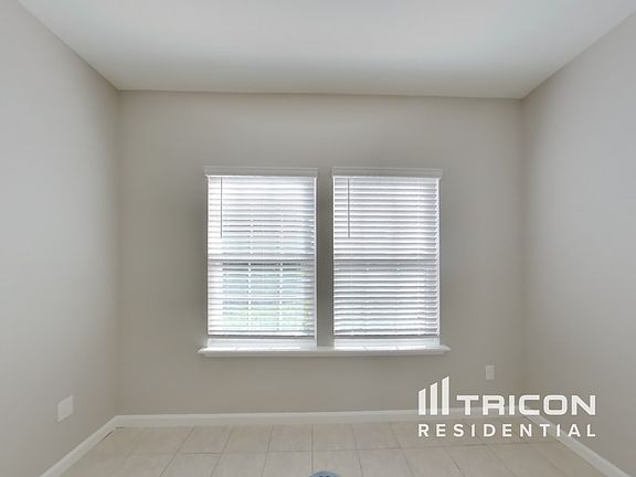 4th image of 7420 Rock Brook Dr