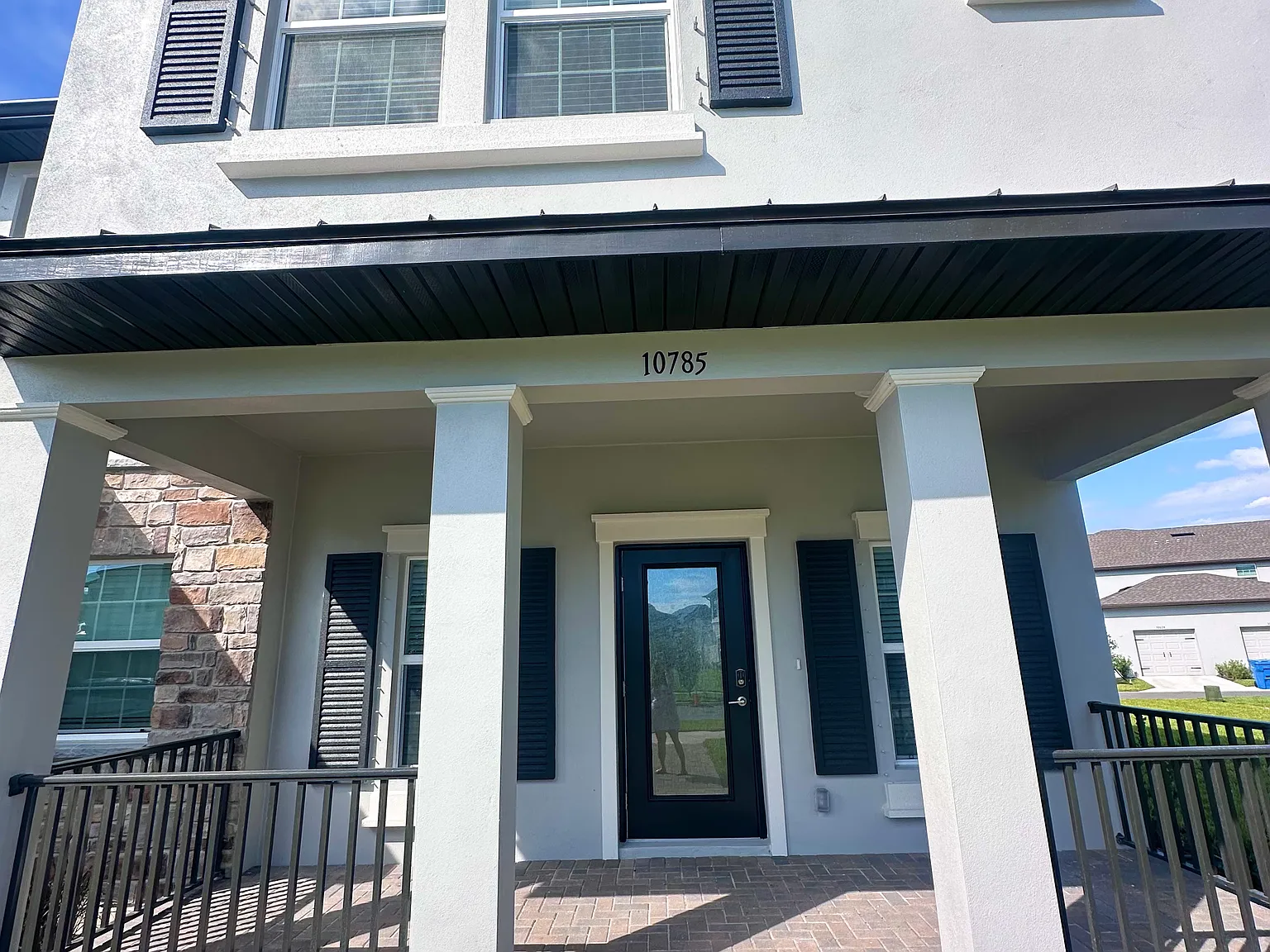 3 bed, 2.5 bath, 1510 sqft, $2,490 — Photo 1