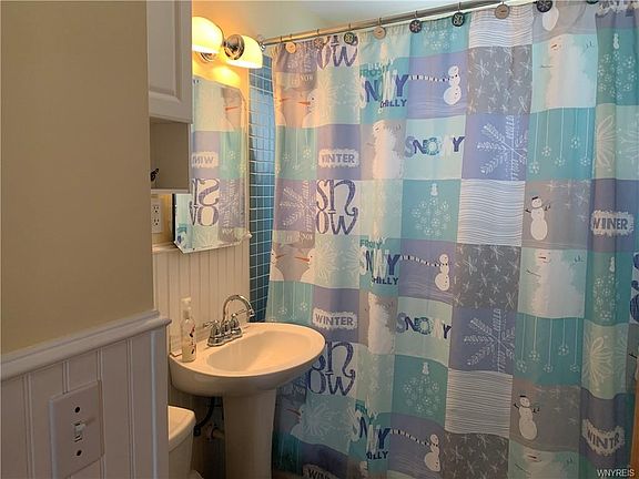 2nd image of 155 Stillwell Ave