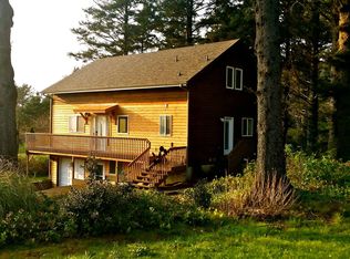 124 Amber Ln, Cannon Beach, OR 97110