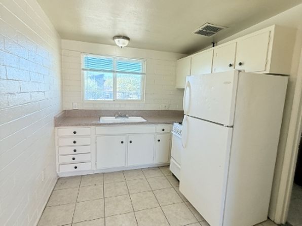 240 W Sahuaro St #12