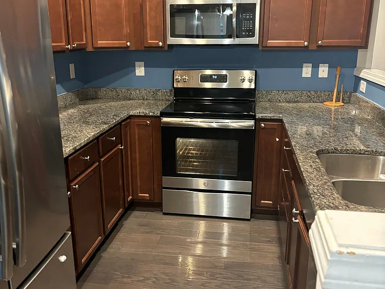 5008 Spring Arbor Ln — Photo 13