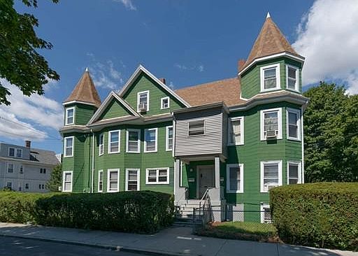 2nd image of 31 Kinsman St