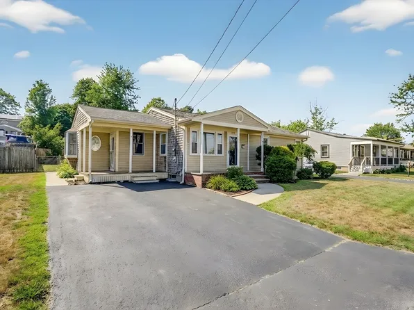 257 Lawrence St, New Bedford, MA 02745