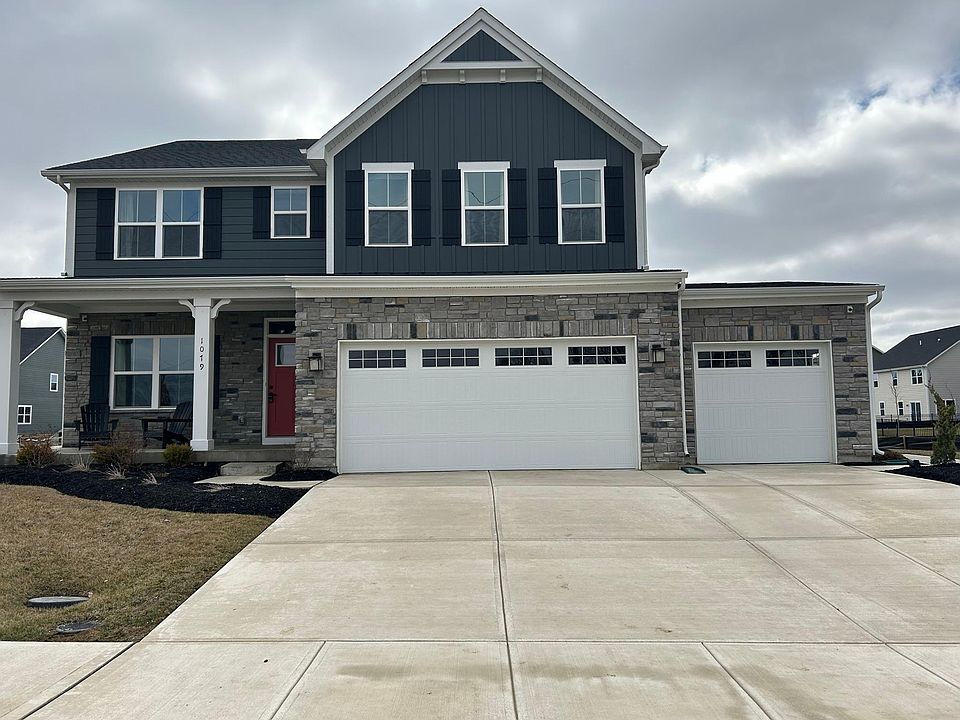 1st image of 1074 McCray Ln