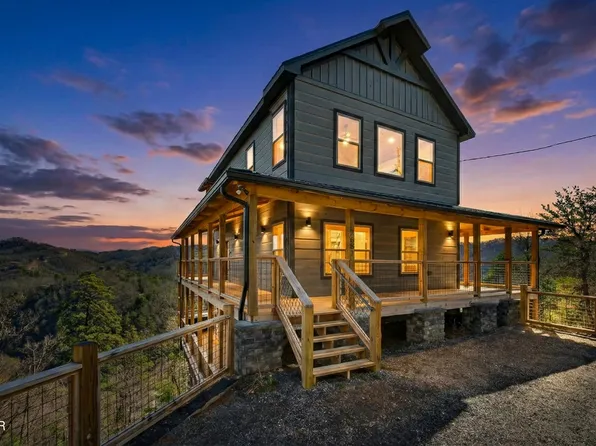 3051 Hatcher Top Rd, Sevierville, TN 37862