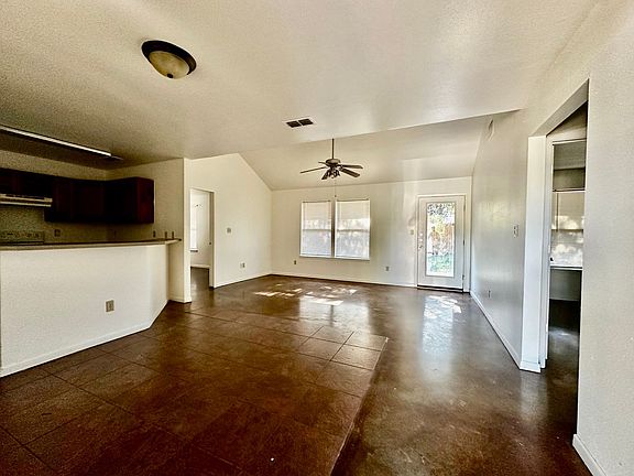 2nd image of 327 Patriot St