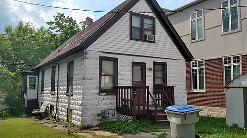 1649 N Jackson St Photo 1