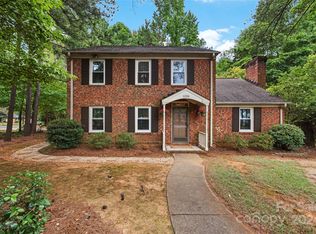 1234 Berry Ridge Rd, Charlotte, NC 28270