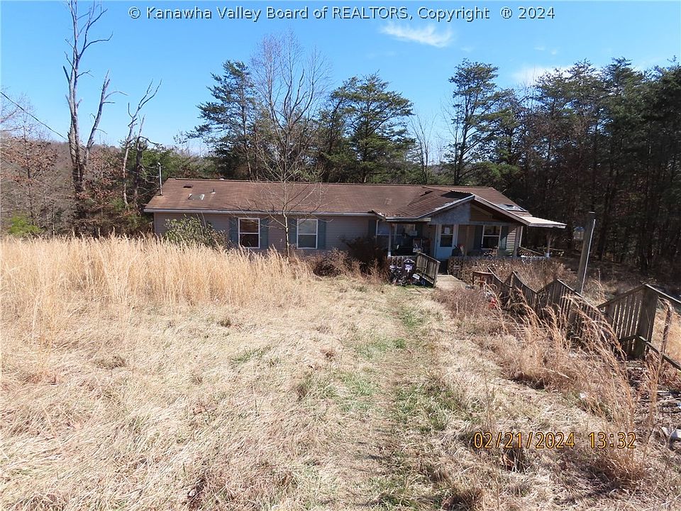 1st image of 290 Barnstable Dr