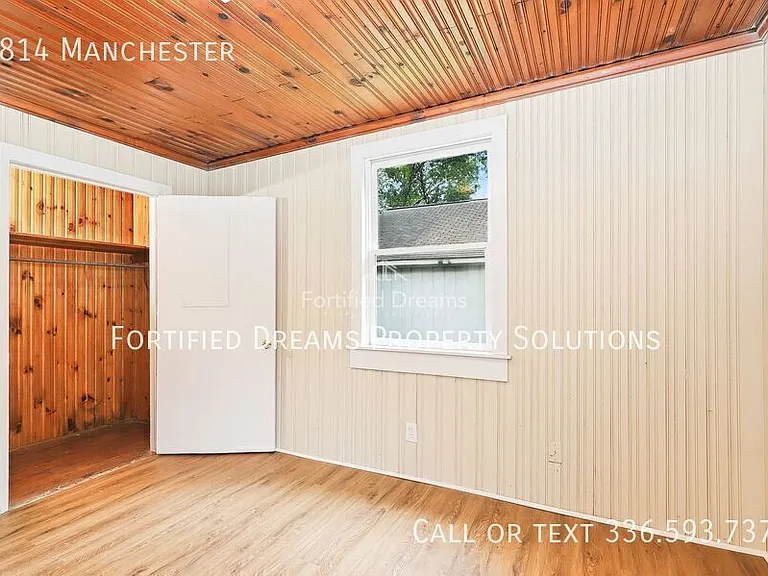 2814 Manchester St — Photo 9