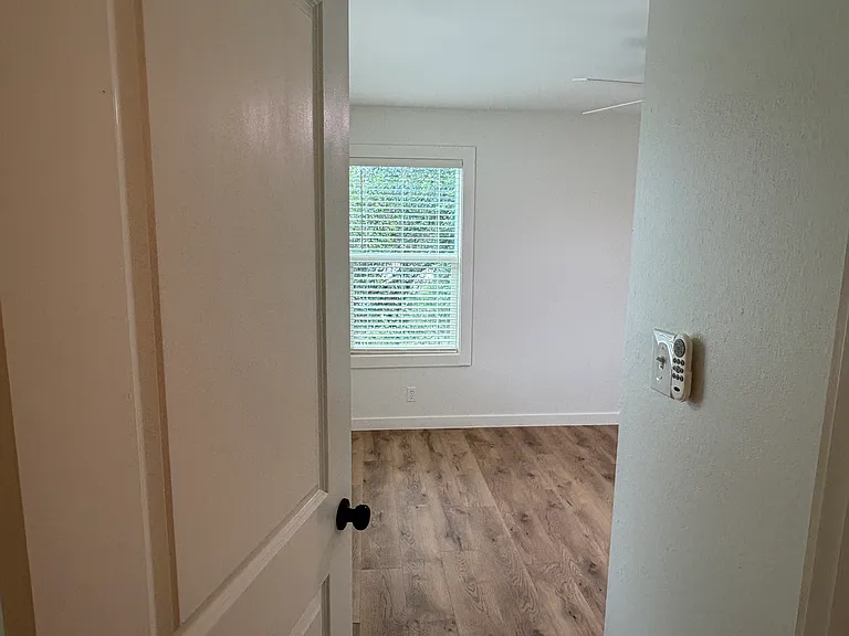Entrance bedroom #1