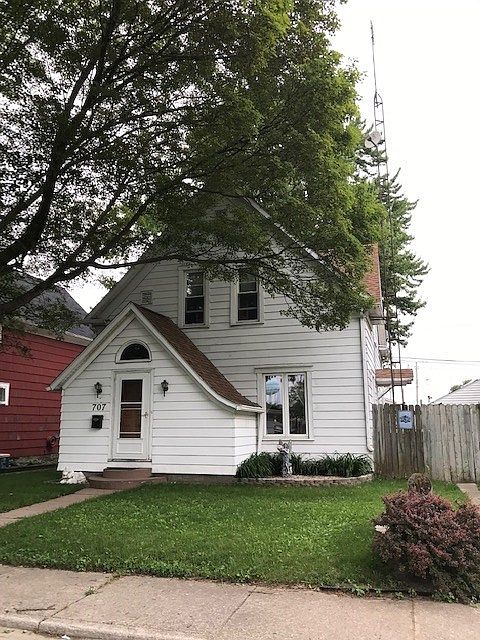 1st image of 707 W Cherry St