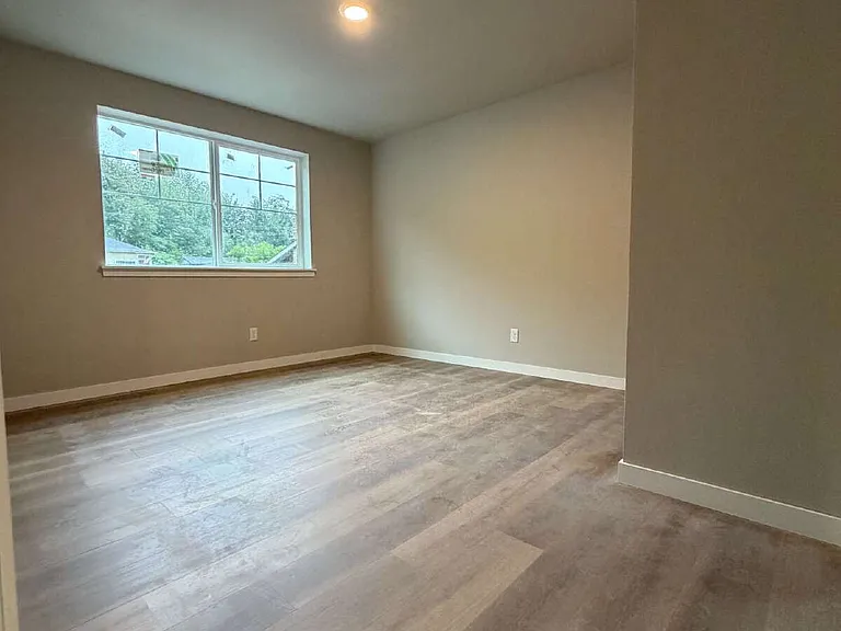 119 Rainier Ave S #201 — Photo 6