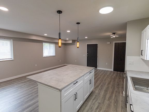 3rd image of 819 Minnesota Dr APT 104