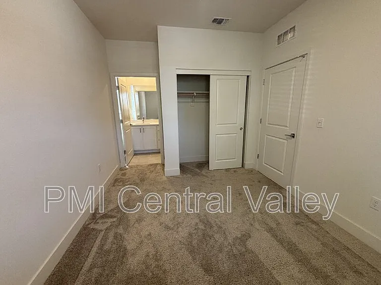 3226 Tibidabo St — Photo 56
