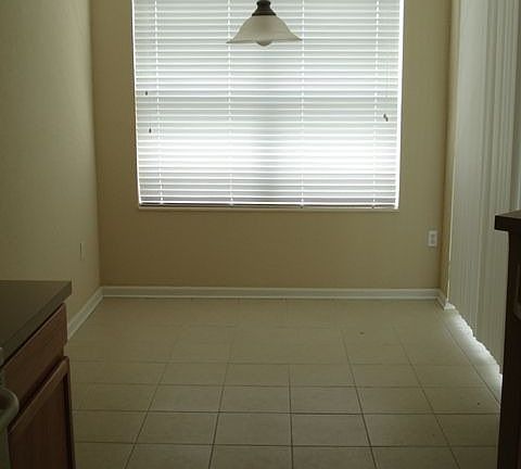 5th image of 2595 Metro Sevilla Dr Unit 106